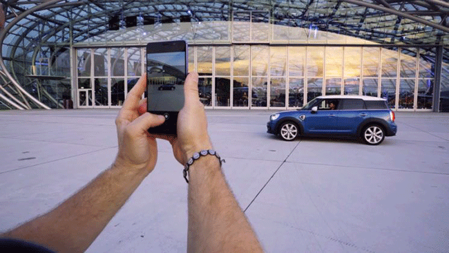 16673700 how to shoot great smartphone car tfdf491d - با رعایت این نکات عکس‌های زیبا‌تری از خودرو خود بگیرید